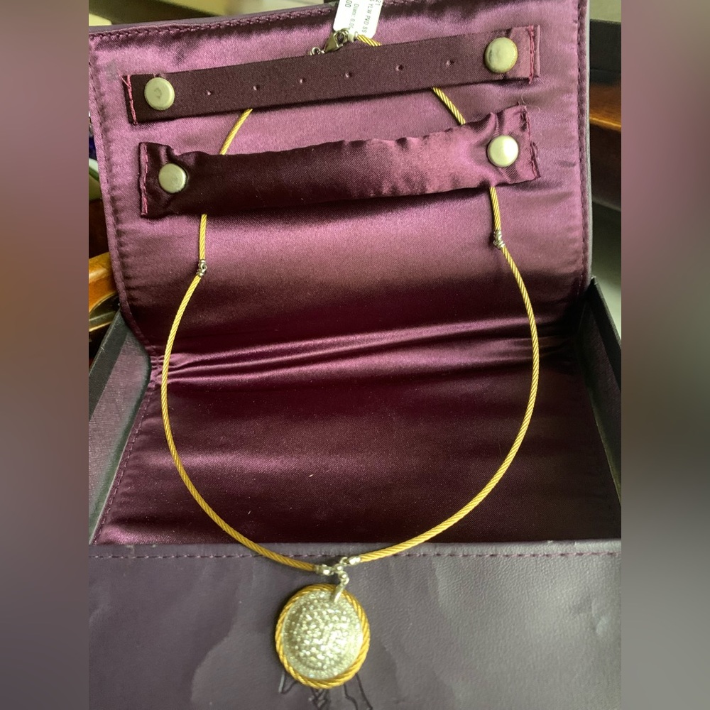 Charriol jewelry. GOLD Necklace with diamond pendant.